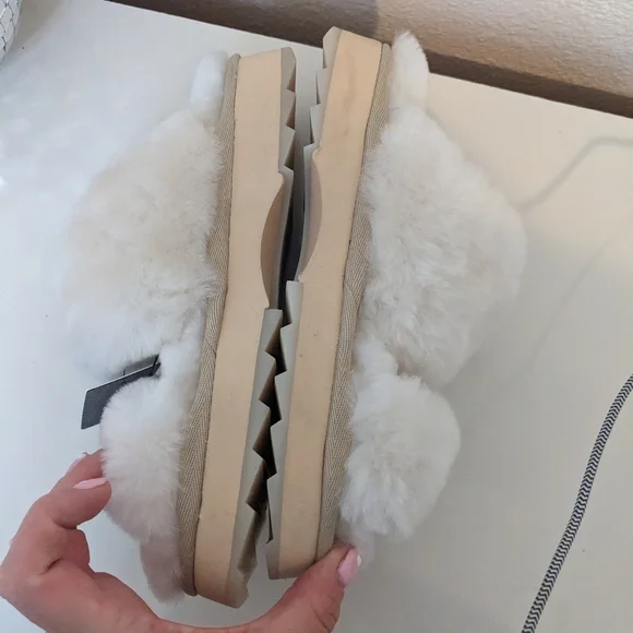 EMU Australia platform fluffy slide sherling - Picture 7 of 13